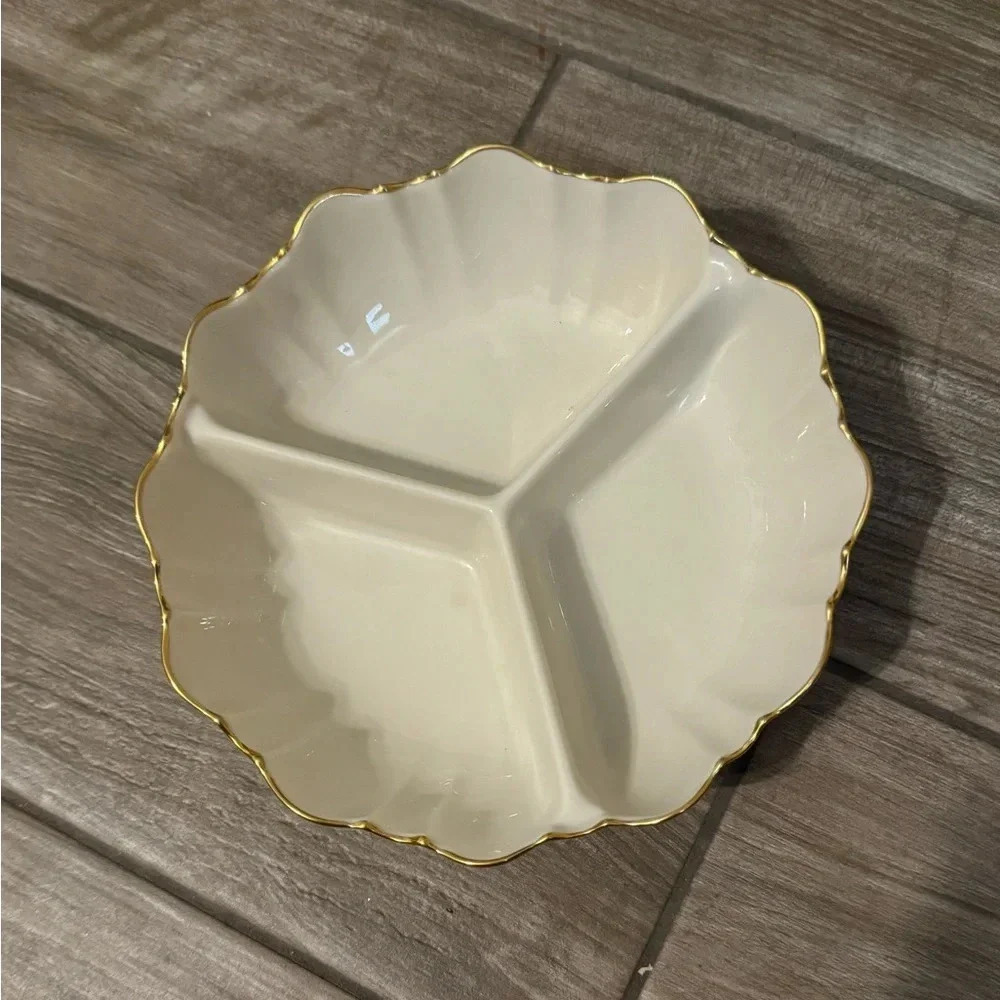Lenox Divided Candy Serving Condiment Dish 8" Round USA gold
Rim